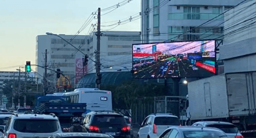 VANTAGENS DO PAINEL DE LED EM MONTES CLAROS