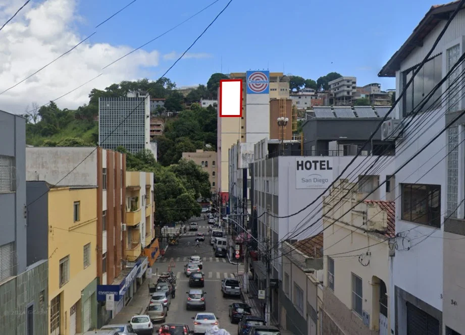 teofilo-otoni-cidade-placa-predio-centro-empena-comunicacao-visual-urbano-publicidade-impulso-house-2002tm