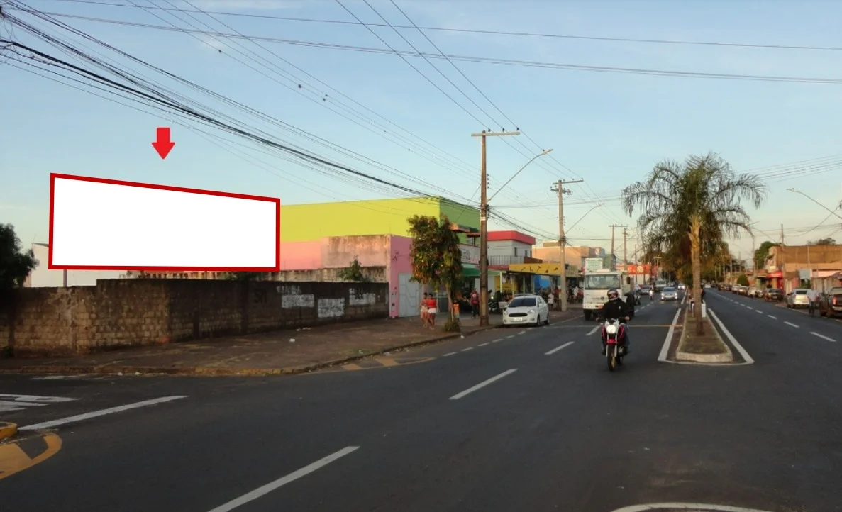 uberaba-cidade-outdoor-placa-painel-comunicacao-visual-publicidade-impulso-house-557op